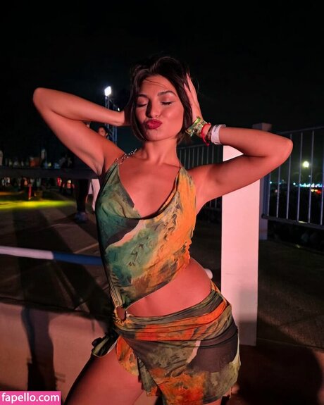 martumorales high quality actress photo