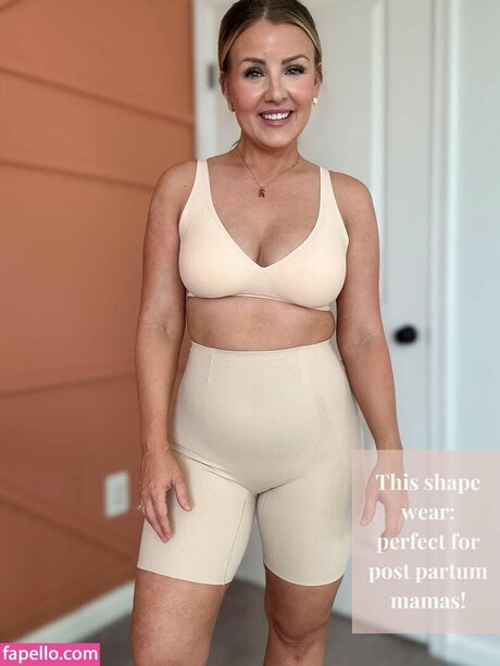 Jenna Dillulio beautiful model pics