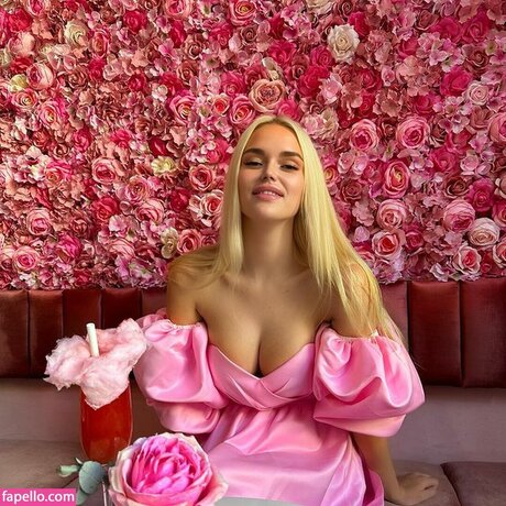 Era Queen high quality star gallery