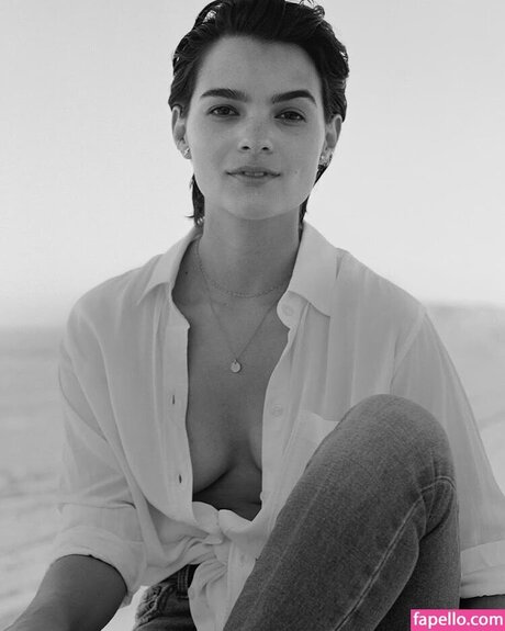 Brianna Hildebrand star free galleries