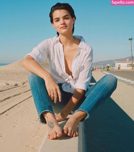 Brianna Hildebrand hd model galleries