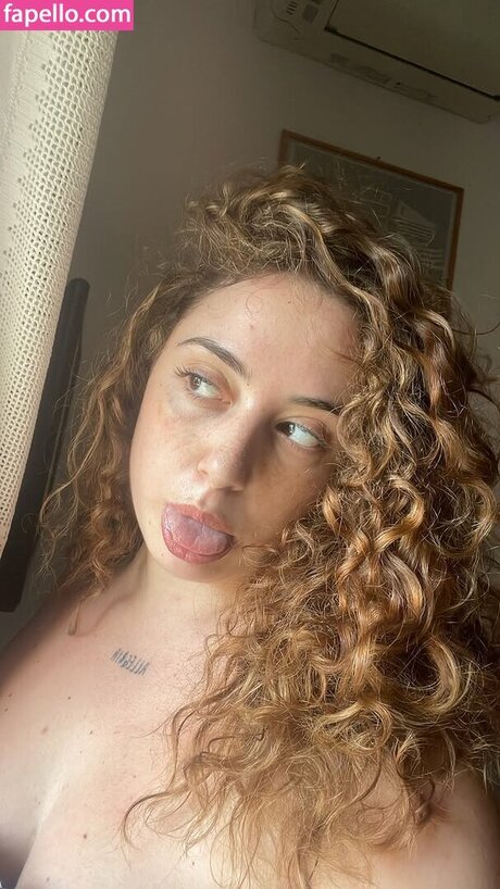 Elisabetta Rossi exclusive star images