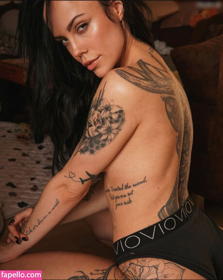 Miri Be porn star img