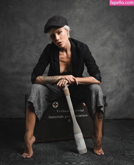 Miri Be pornstar nudes photos