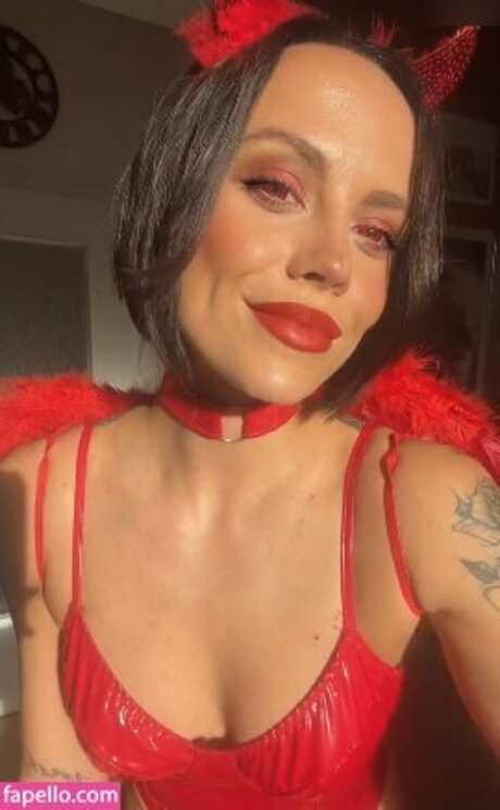 Miri Be pornstar adult gallery