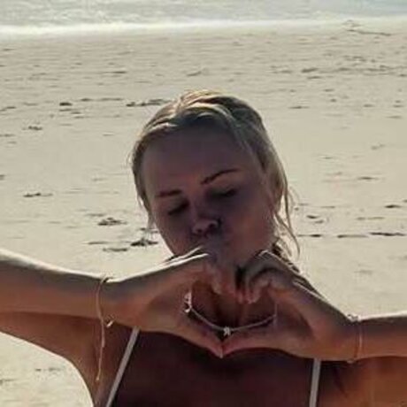 reeganbaildon_ nice model img