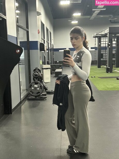 Squirtstain model erotic img