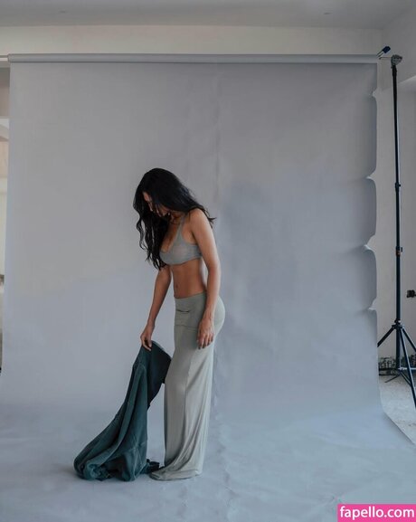 Sonam Bajwa pornographic actress pictures