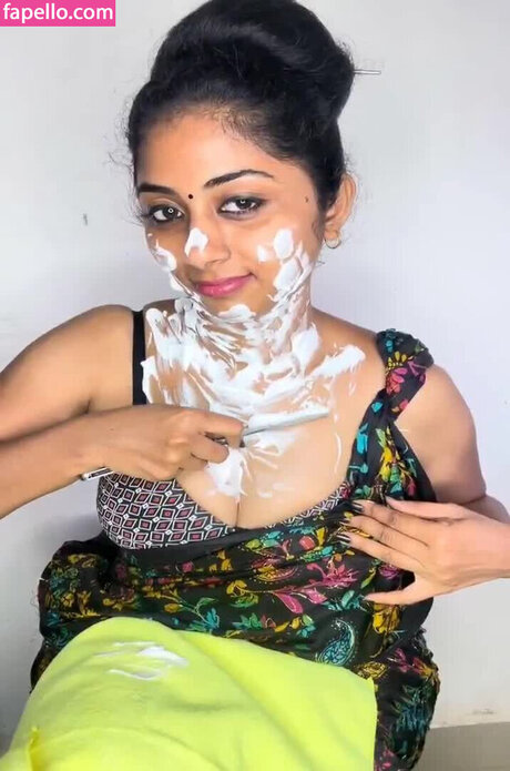 Sharmy Vlogs sexy pornstar archive