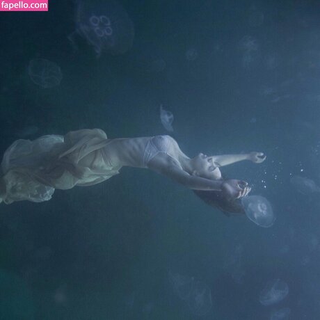 albertaberlin adult model picture