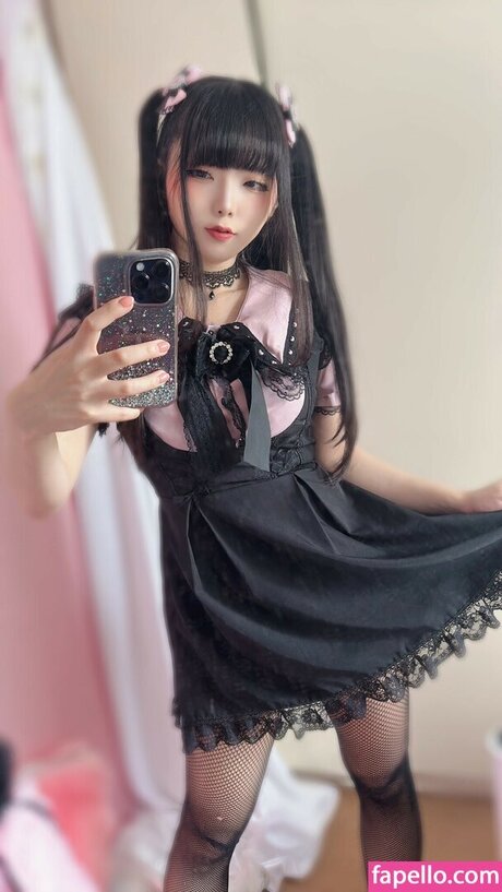 Nagomitei star pornographic photo