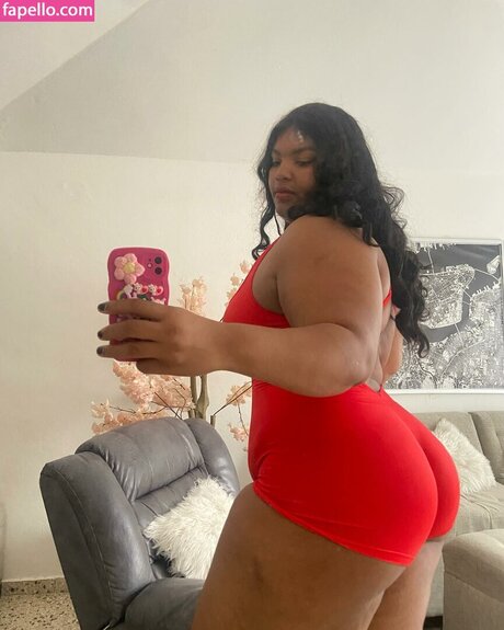 Airam Natt model nice pic