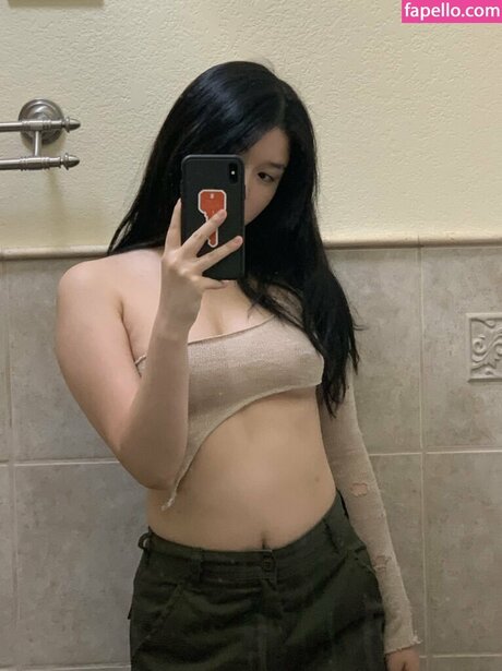 mobilesuitsam high quality actress picture