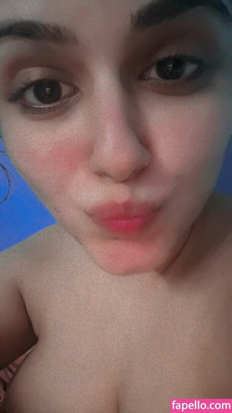 Muskaan Varshney beautiful model photo