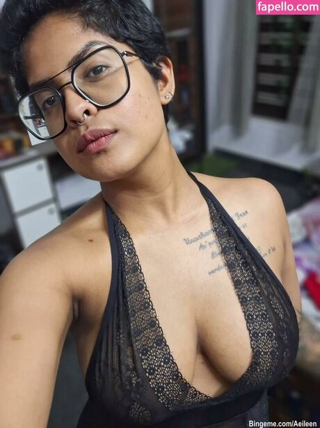 Aeileen Alexandra star naked photos