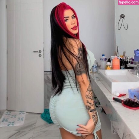 Kaah Muniz nude pornstar archive