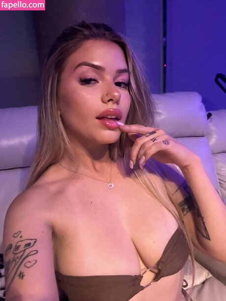 Mentltitness erotic pornstar gallery