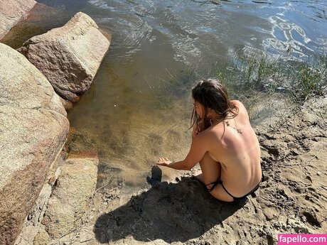 Lukita Maxwell nice star pics