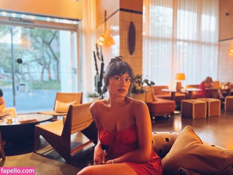 Luciane Buchanan star art pictures