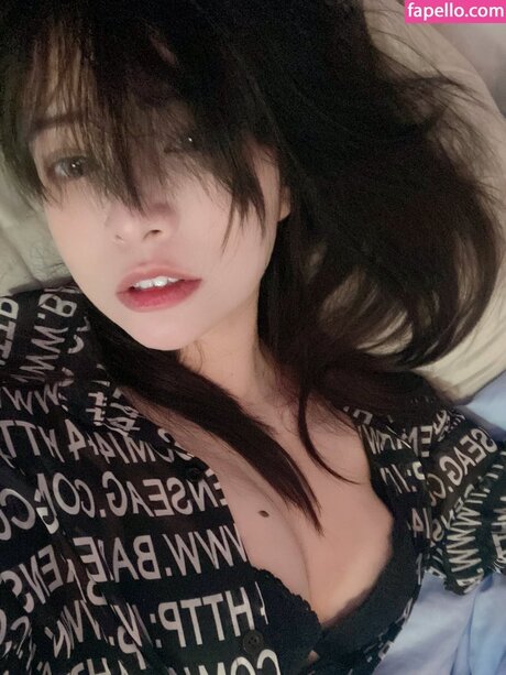 Angelakuo pornstar exclusive photos