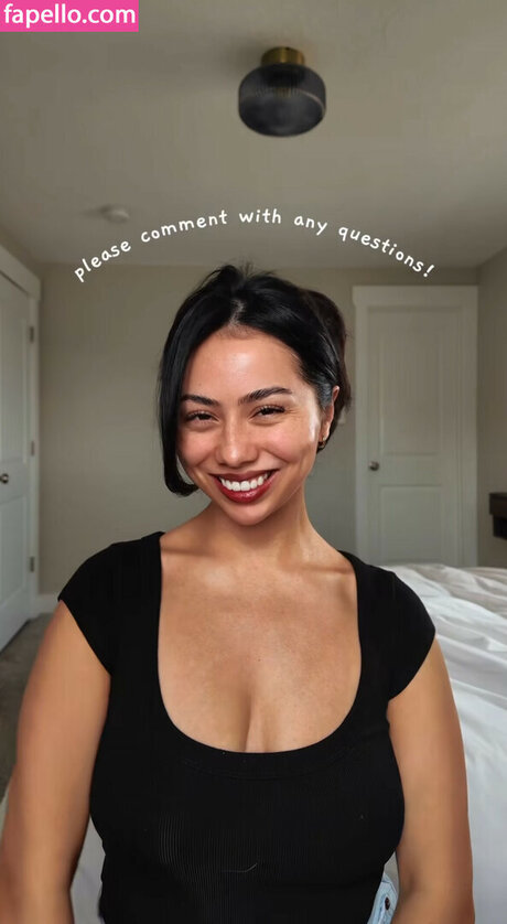 Amber Cosette hot pornstar pics