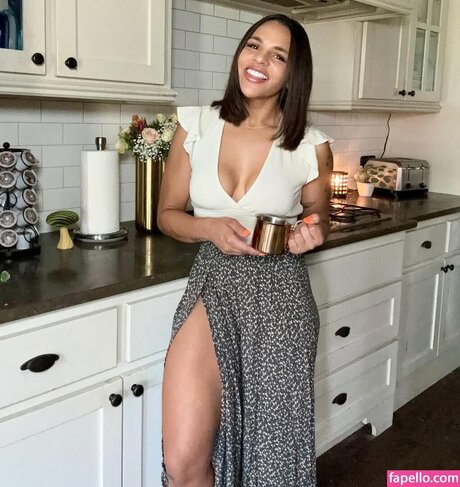 Amber Reacts pornstar hd gallery