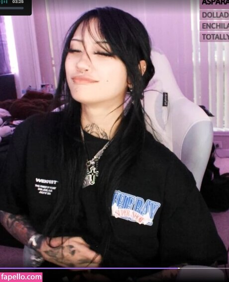 eggspringroll model pics