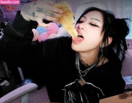 eggspringroll nice actress gallery