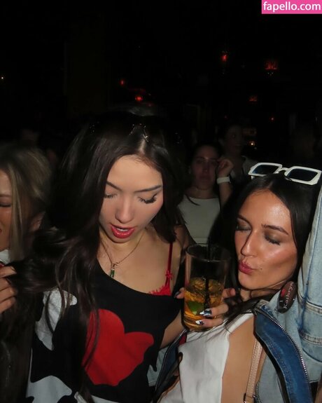 Kathryn Melvin free star photo