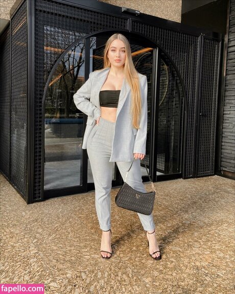 Susana Guerrero model free gallery