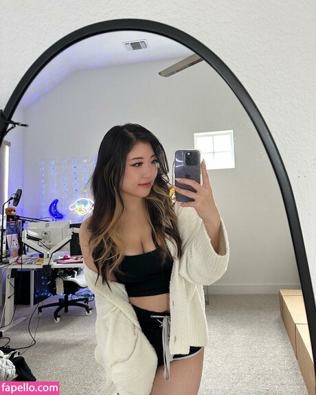 Starriebun model hot pictures