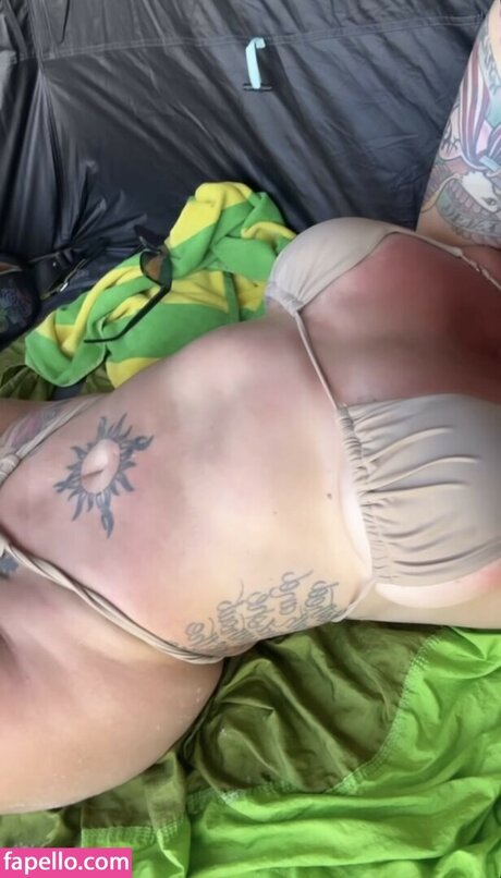 Camcamexclusive star naked pictures