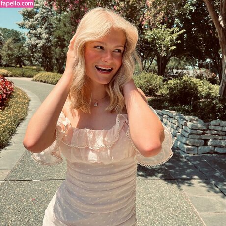 Darci Lynne hot pornstar photos
