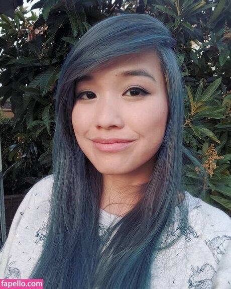 Julia Chow beautiful pornstar pictures