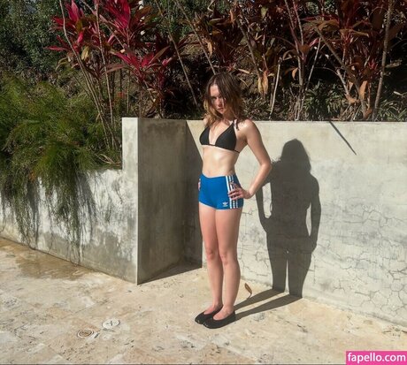 Veronika Slowikowska naked pornstar photos