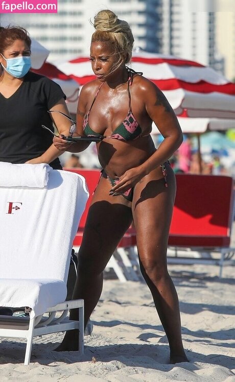 Mary J Blige star top gallery