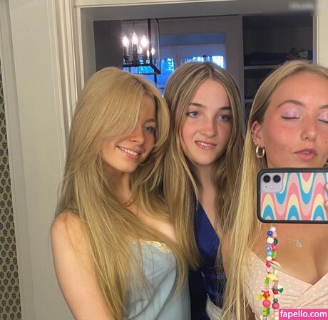 Clementine Vaughn sexy model image