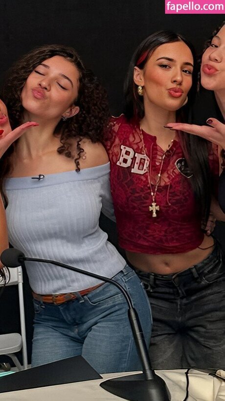 Malia Baker pornstar high quality pics