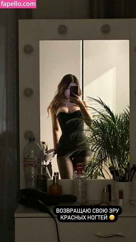 influesii753 exclusive model images