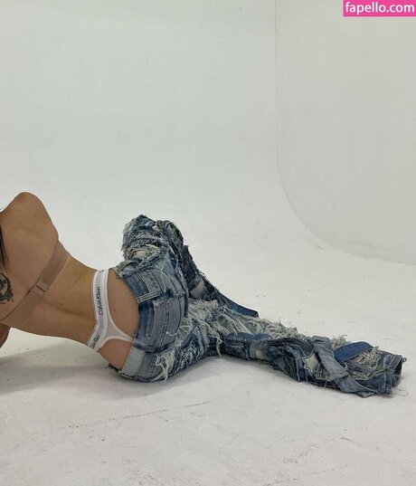 shirlizleee model nudes galleries