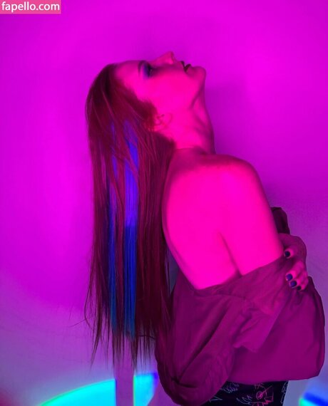 Calbits star nude pic