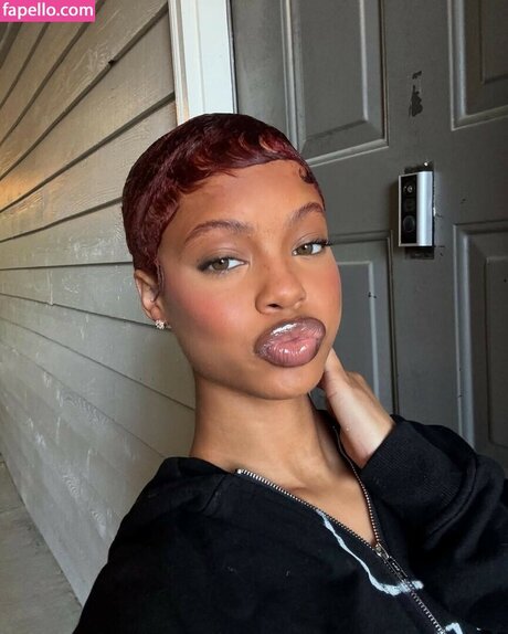 Kimaya nichelle beautiful actress img