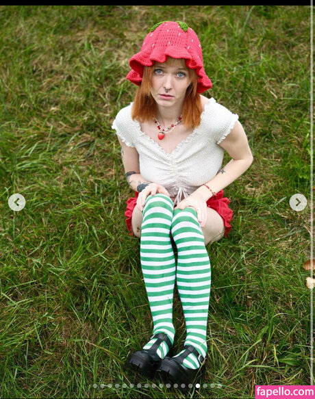 Imgiannasmith model art pic