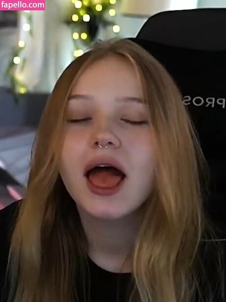 Morphe ya top model photos