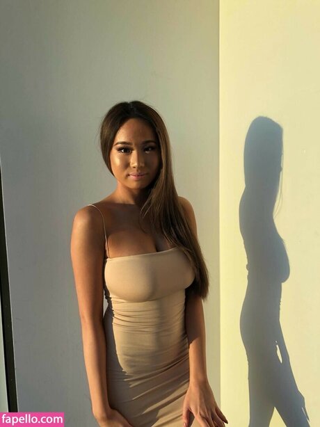 itsnickytran pornographic model pictures