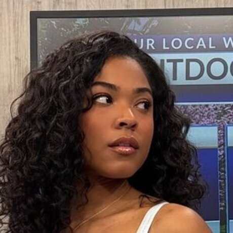 shelbischauble adult model image