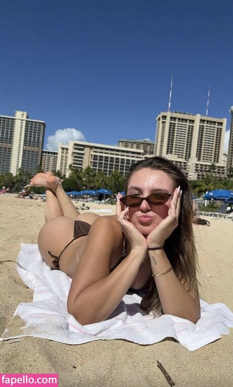 Tianna Shefsky xxx pornstar photo