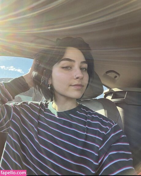 Ohkaylin model erotic picture