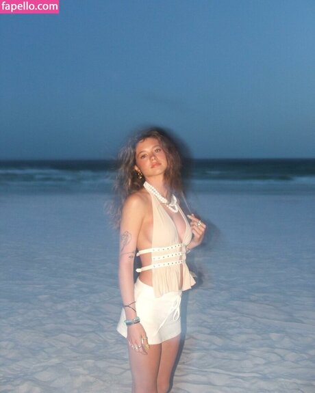 Skylar Martin model nudes picture