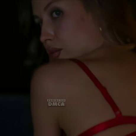 sweetpeach77 actress images